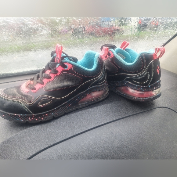 COPY - Sketchers Los Angeles Sneakers - Picture 3 of 7